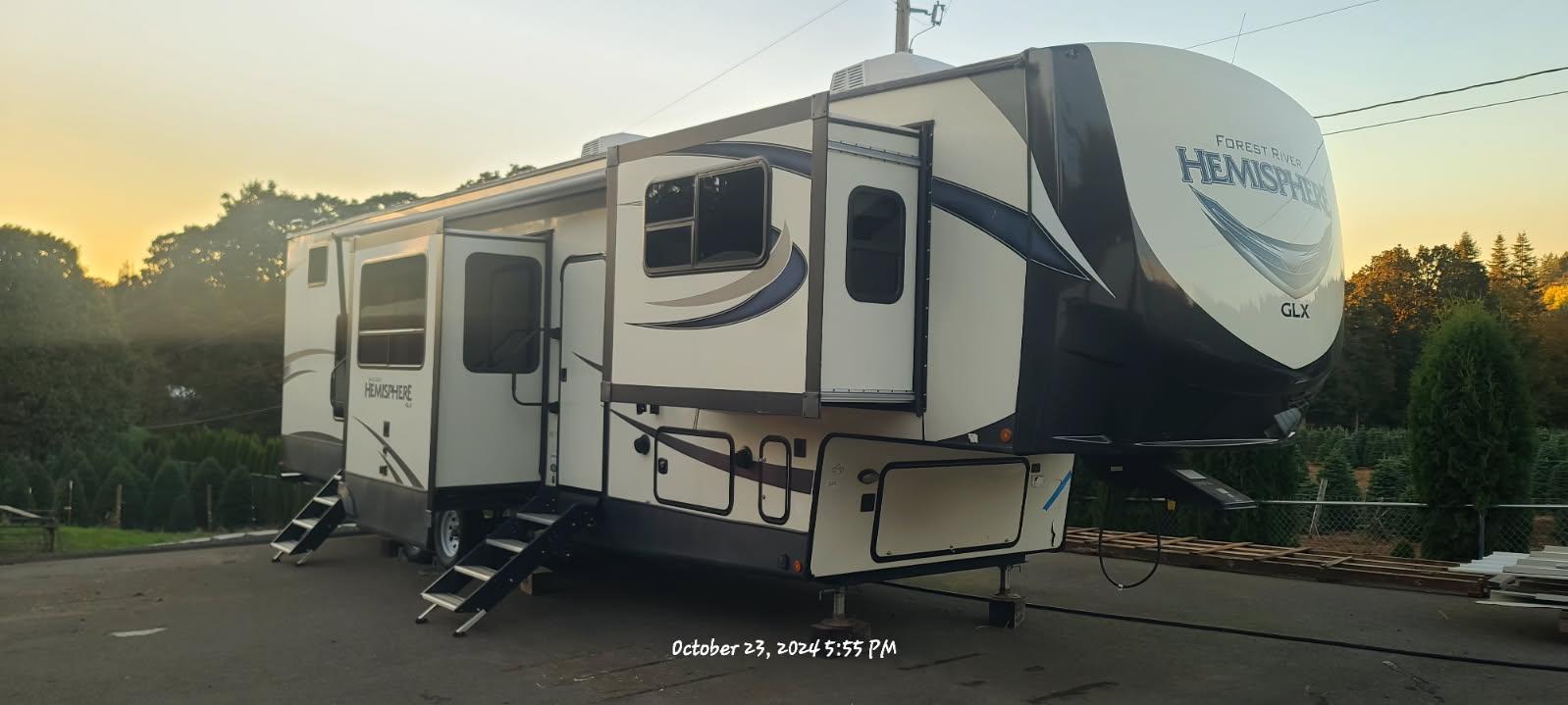 5th Wheel Banyard Construction Retirement