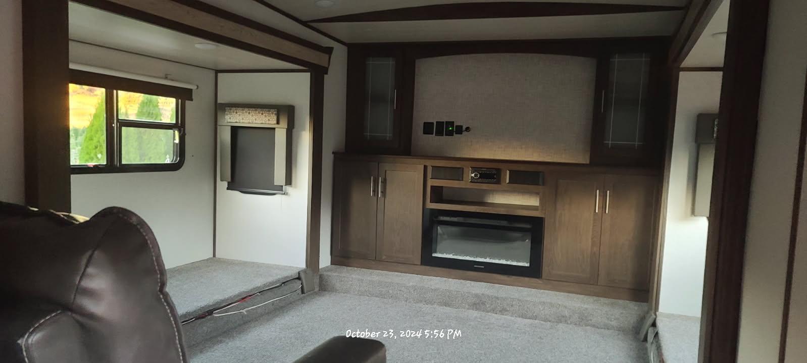 5th Wheel Banyard Construction Retirement