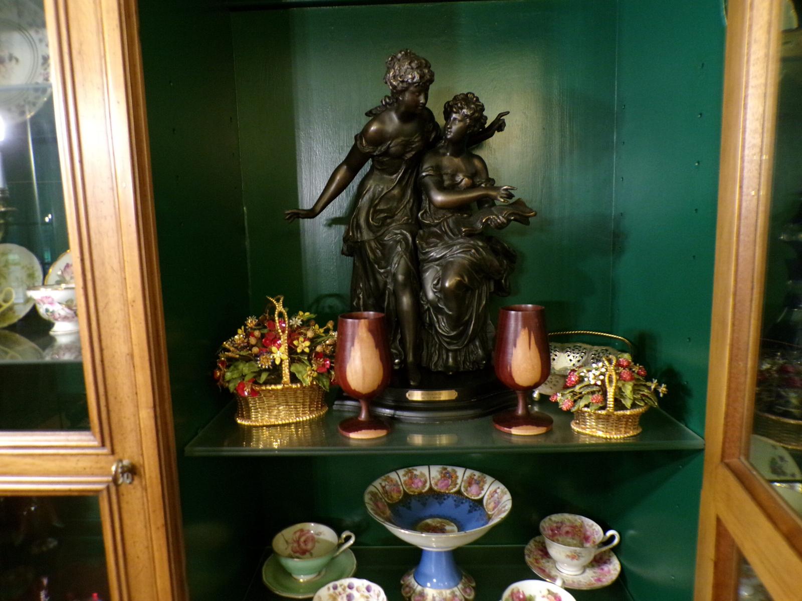 Estate Auctions Estate Auctions